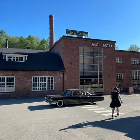 Sielukas Asunto Funkistalossa * Karkkila